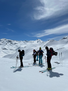 Ski de randonnée & Yoga dans les Pyrénées